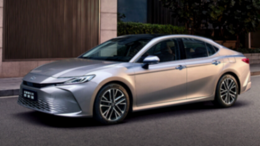 標配10氣囊+L2級,配置沒毛病,第九代凱美瑞的爭議只有外觀?