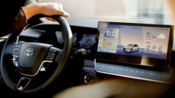 標配10氣囊+L2級,配置沒毛病,第九代凱美瑞的爭議只有外觀?