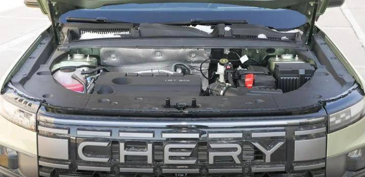 哈弗大狗PK奇瑞探索06,誰才是可城可野最優選?