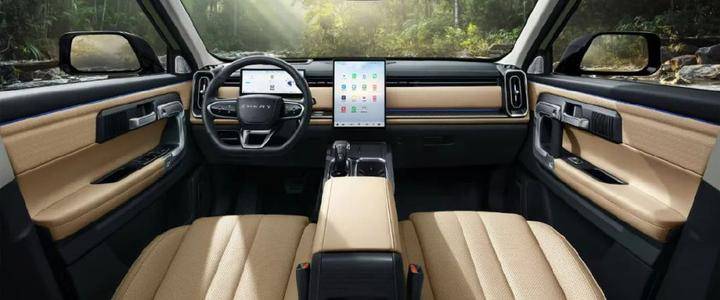 哈弗大狗PK奇瑞探索06,誰才是可城可野最優選?