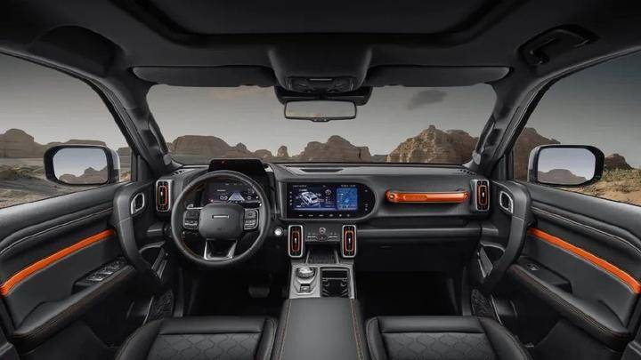 哈弗大狗PK奇瑞探索06,誰才是可城可野最優選?