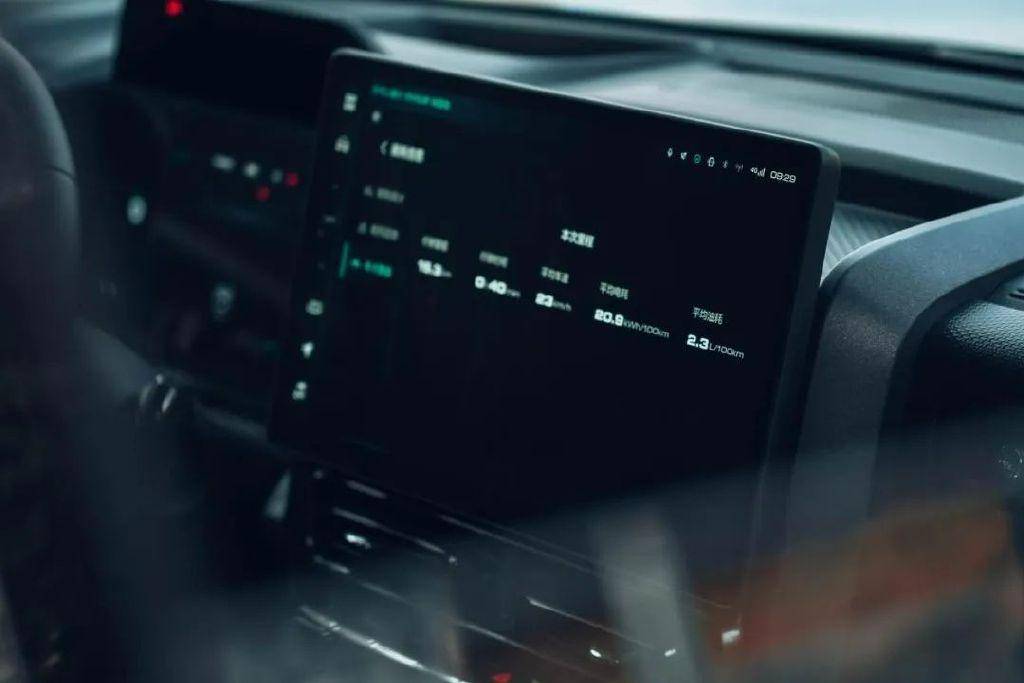 帶電帶T還帶鎖?來和哈弗猛龍一起穿越秦嶺!