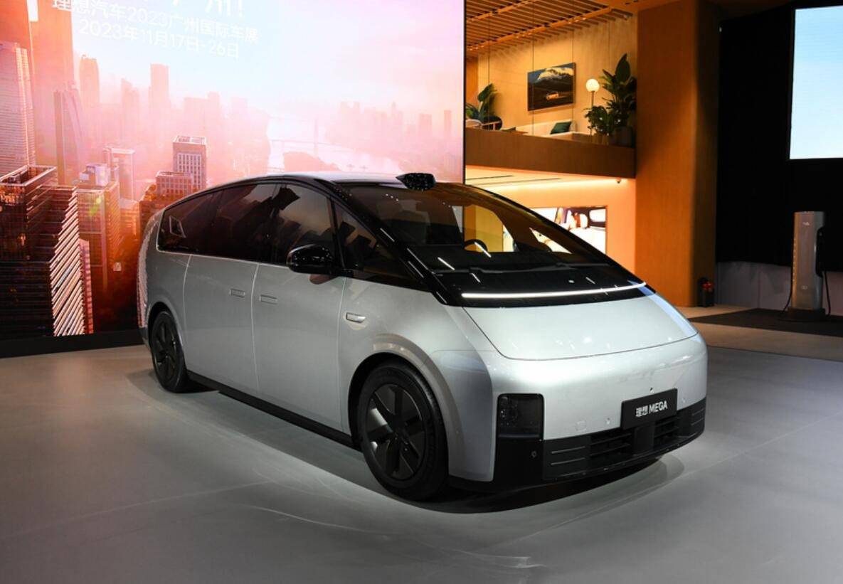 1月新能源車企銷量出爐,問界力壓理想一頭,極氪銷量大漲