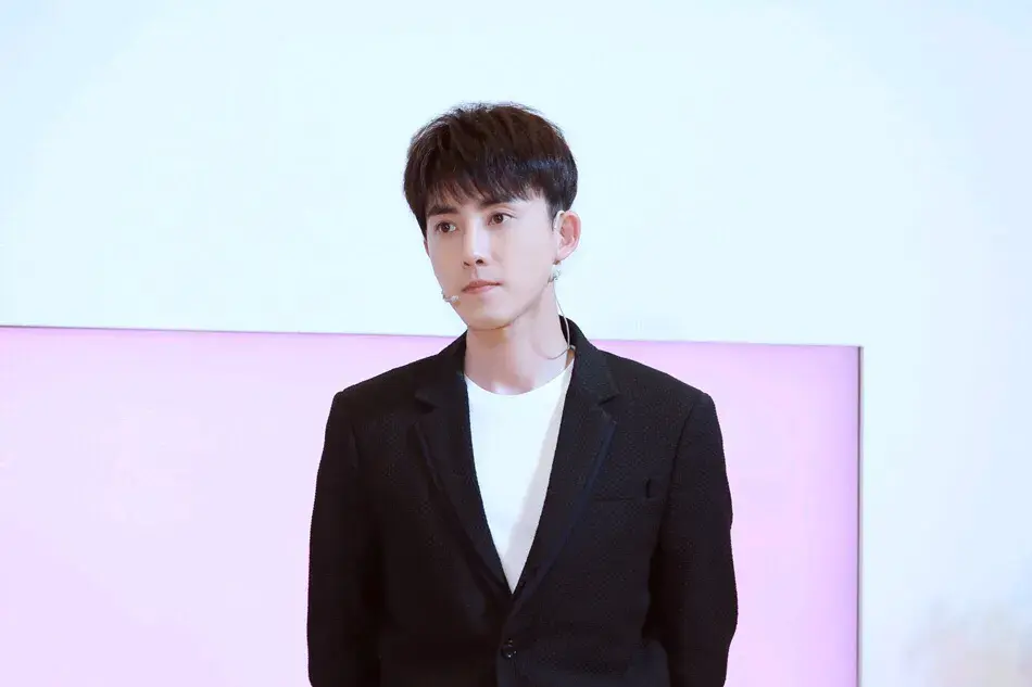 吳鎮(zhèn)宇被張睿氣走了