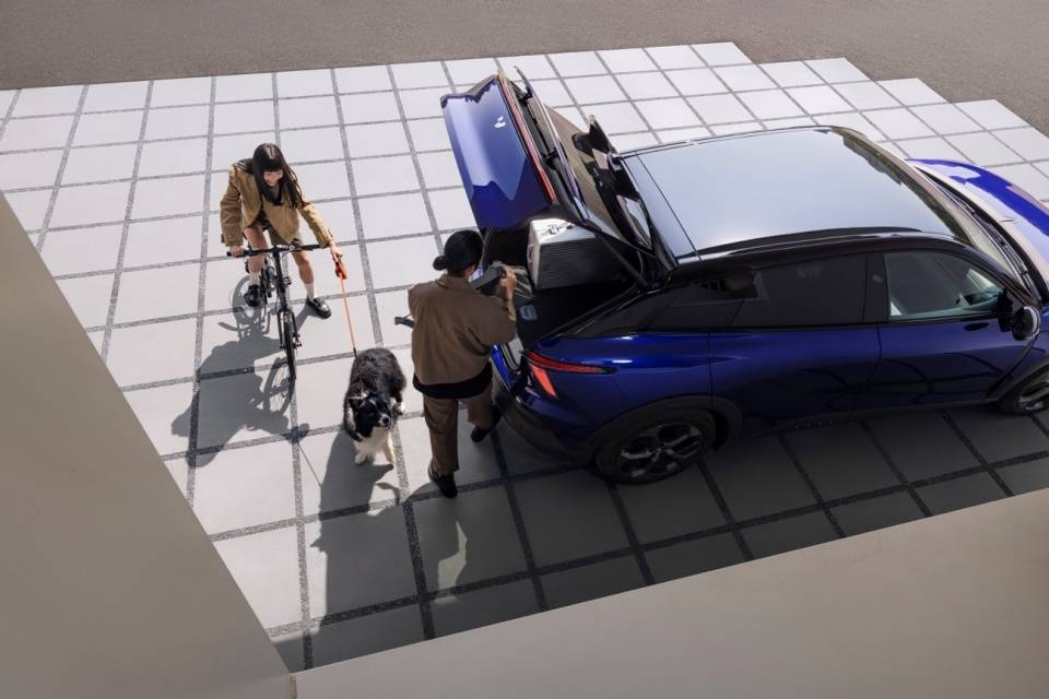 選配至高立減45000元 極越01全新優(yōu)惠重磅上線 圖片