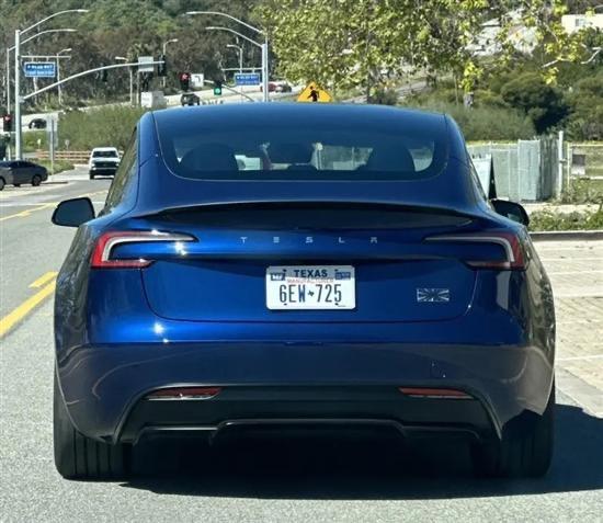 加速更快,全新特斯拉Model 3高性能版曝光