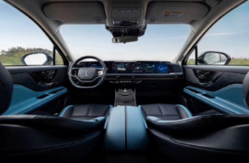 全新電混林肯Z與全新電混林肯冒險家正式登陸重慶!