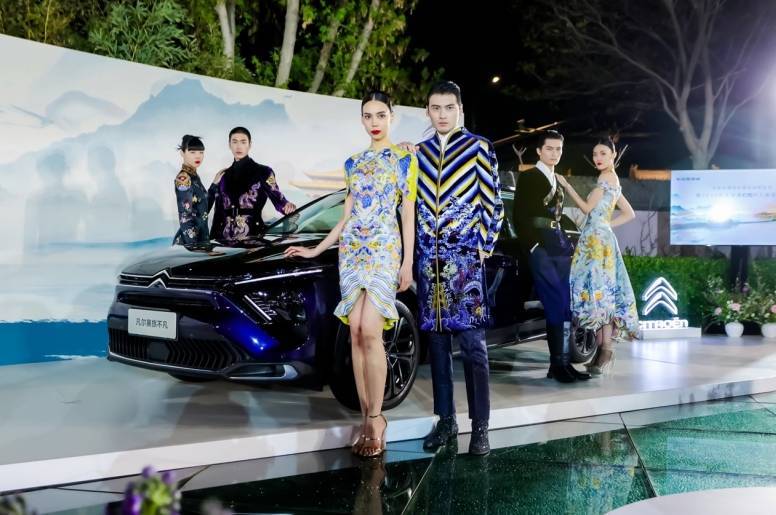 14.37萬起,2024款凡爾賽C5 X &全新版本旅不凡上市