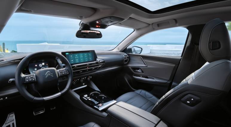 14.37萬起,2024款凡爾賽C5 X &全新版本旅不凡上市