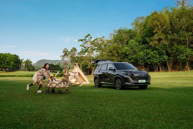 電比油低再升級,藍電E5榮耀版9.98萬元起上市