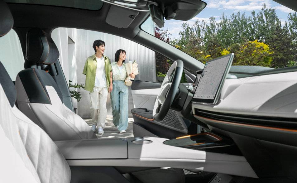 深藍汽車祭出殺招:以舊換新,綜合補貼三萬