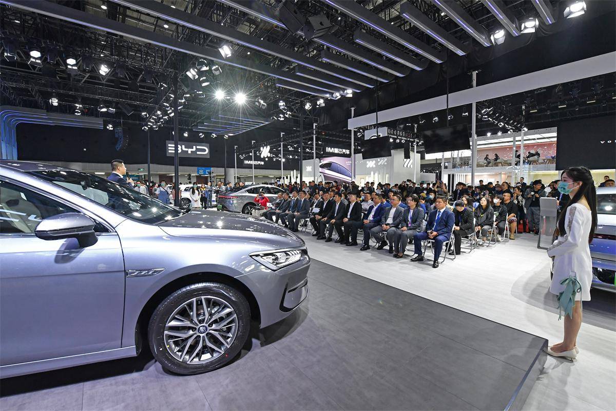 長沙召開“樂享車生活”湖南汽車展覽會暨長沙市汽車消費節發布會