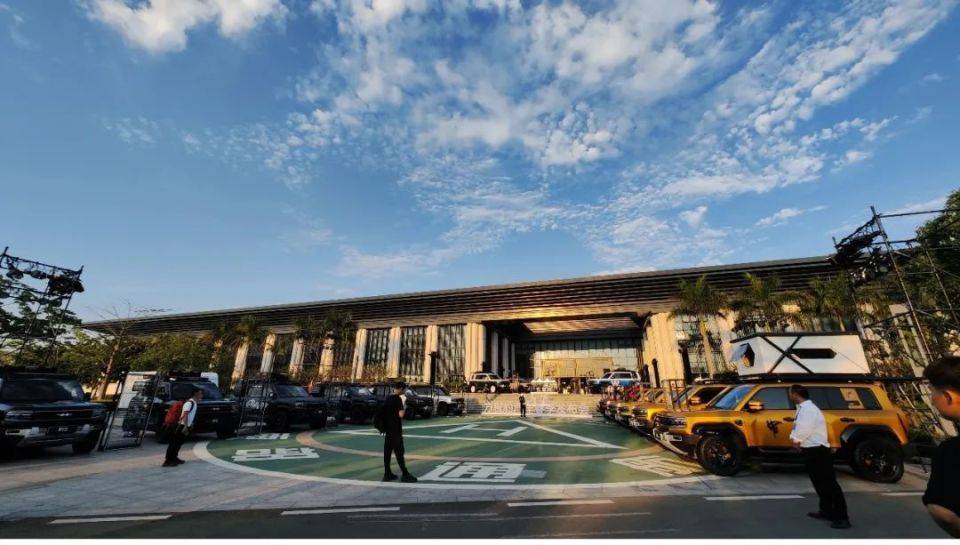 方程豹上大分,SUPER 9絕對是你沒見過的「最美比亞迪」