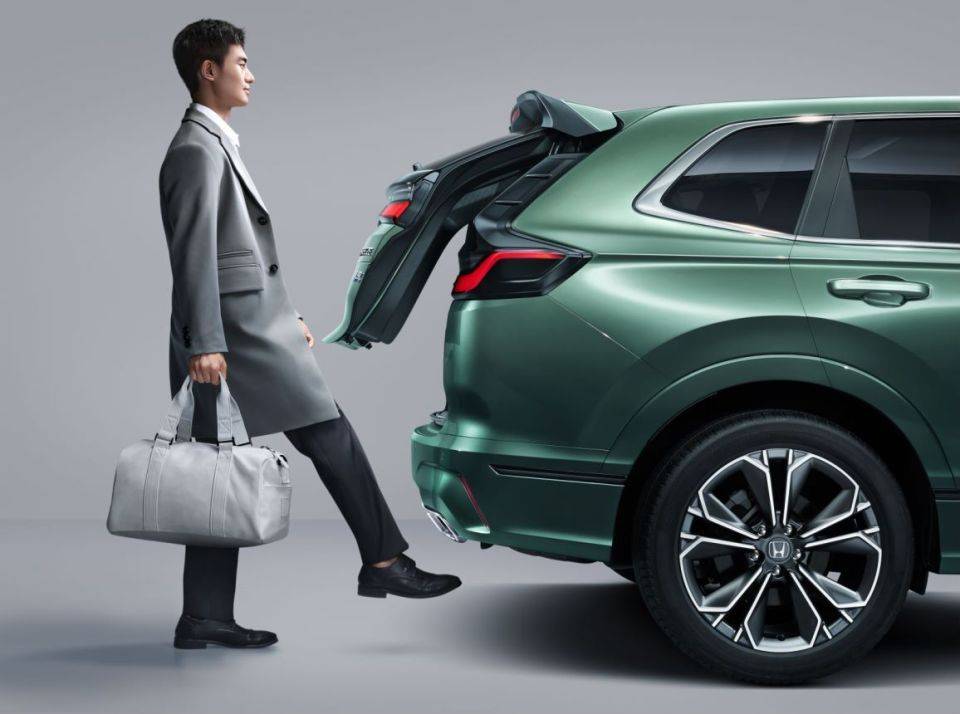 皓影口碑炸裂:是最“佳”SUV,更是最“家”SUV