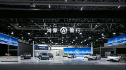 擊敗寶馬X5!問界M9成為50萬以上豪車周銷冠,時代真的變了?