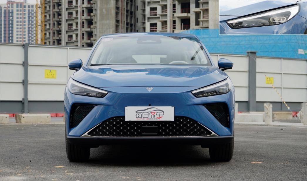 不糾結續航 配置給力 底盤有提升空間 哪吒L增程版試駕測評