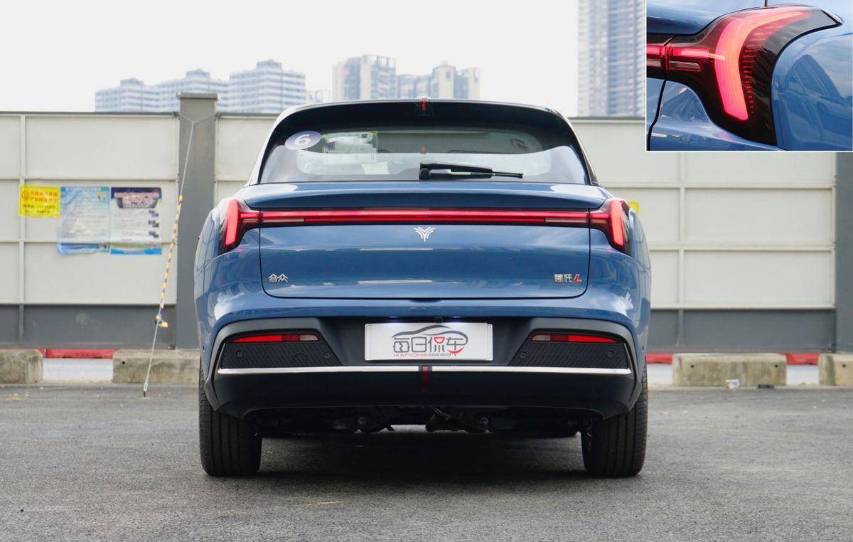 不糾結續航 配置給力 底盤有提升空間 哪吒L增程版試駕測評