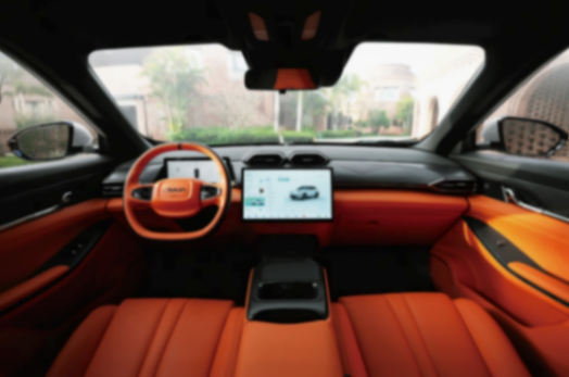 2054km!風神L7成為中國首個突破2000km超長續航的混動SUV !