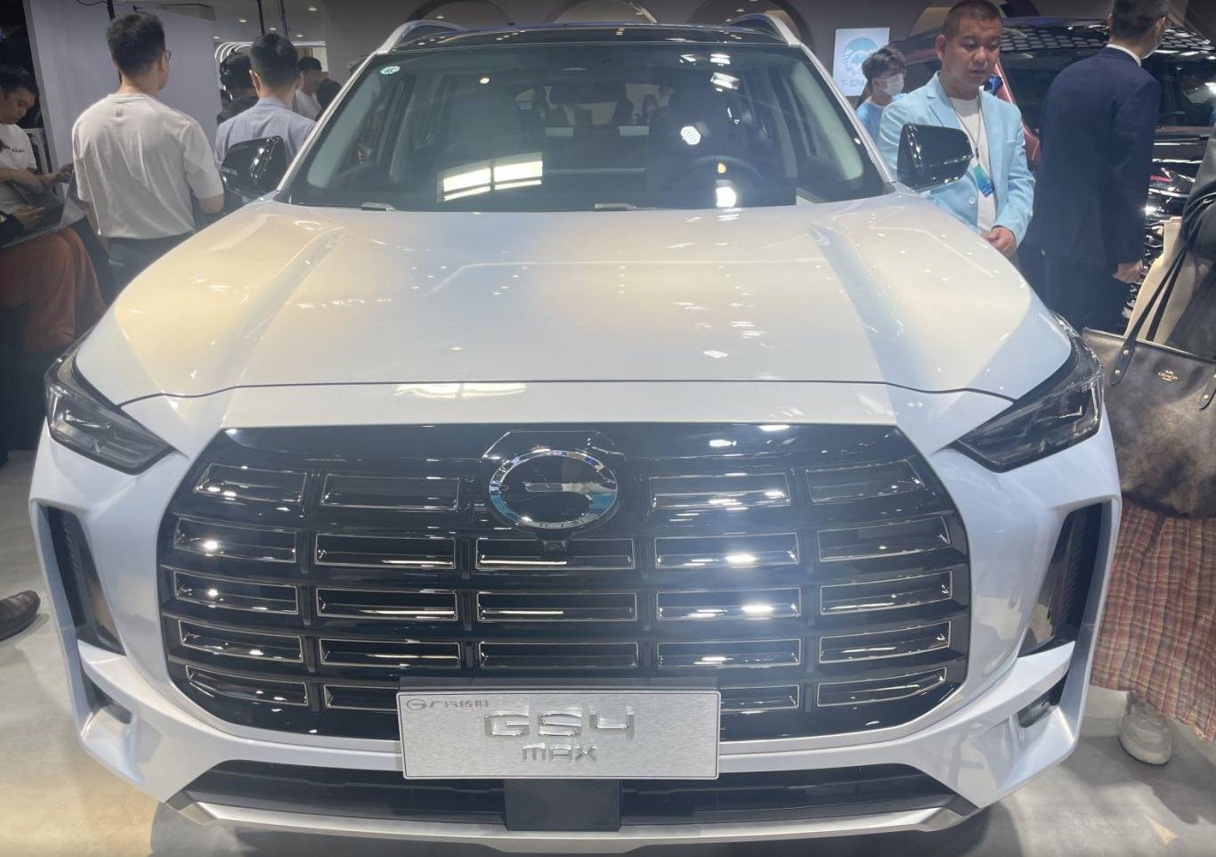 廣汽傳祺GS4 MAX車展亮相,10萬級家用SUV繞不開的選項?