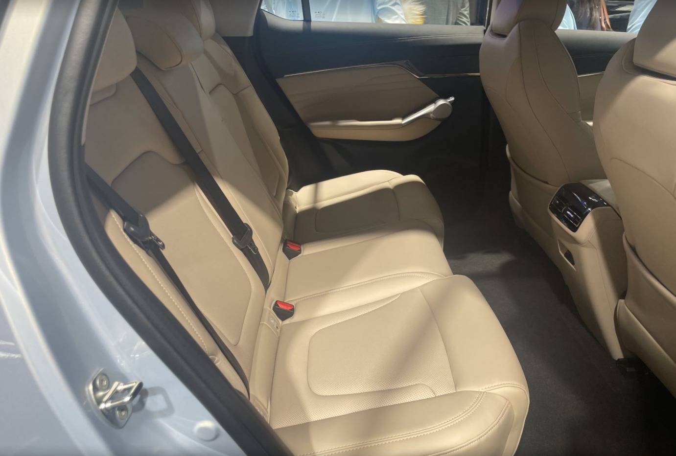 廣汽傳祺GS4 MAX車展亮相,10萬級家用SUV繞不開的選項?