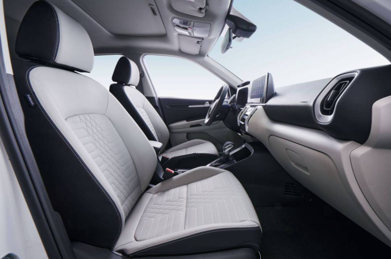 8萬級SUV智能標(biāo)桿 起亞索奈上市 配L2級智駕系統(tǒng) 好看更好開