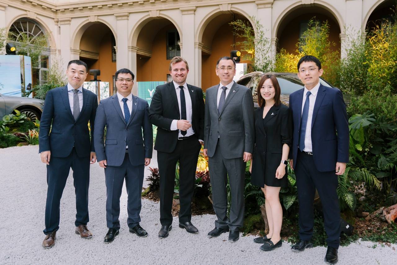 “中式豪華”邂逅“意式奢華” 嵐圖汽車進軍意大利