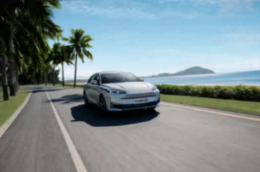 買10萬(wàn)級(jí)家用轎車,長(zhǎng)安啟源A05和五菱星光誰(shuí)更合適?