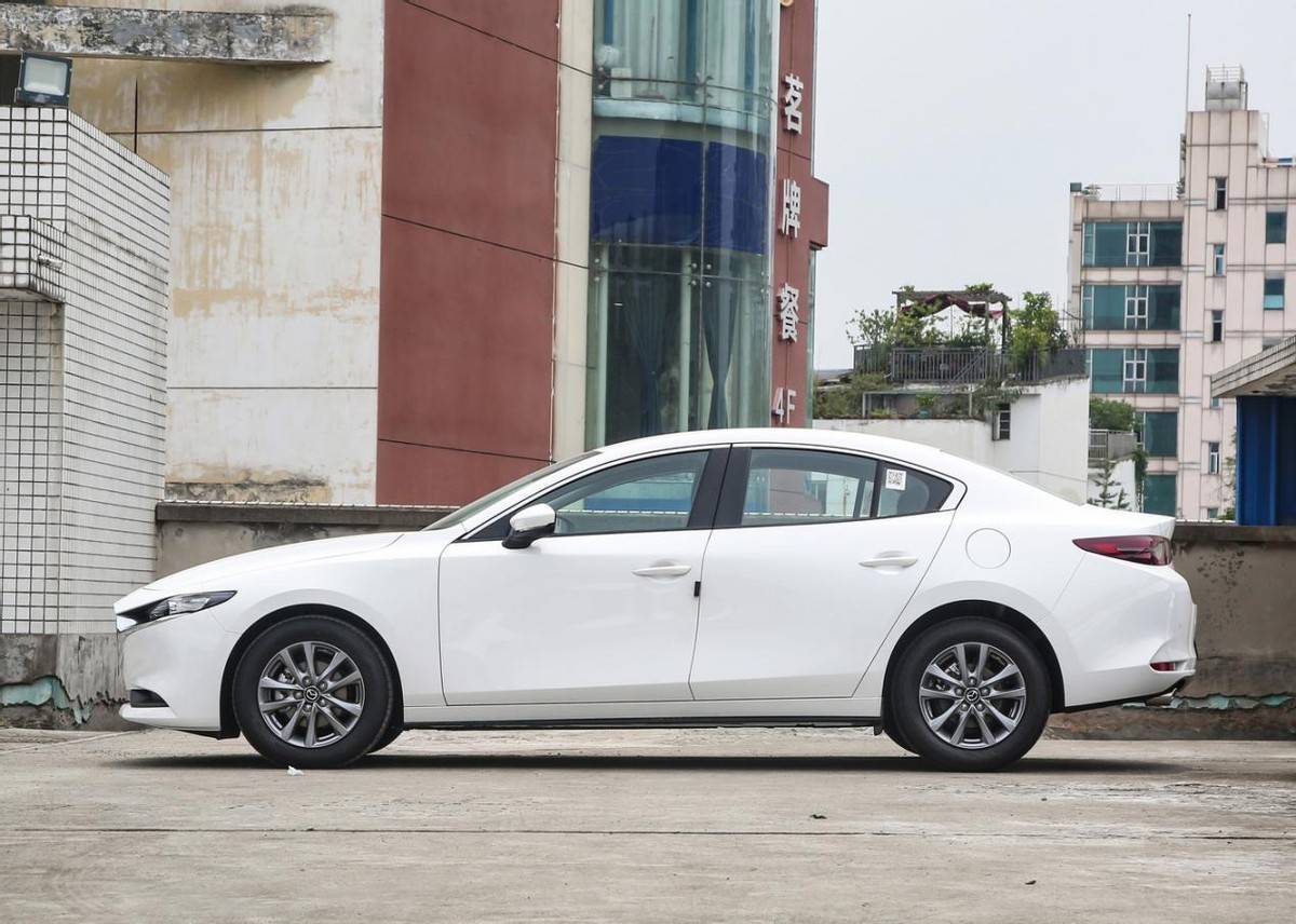 降價了!馬自達3 昂克賽拉2.0L開啟限時優惠,8.99萬起售