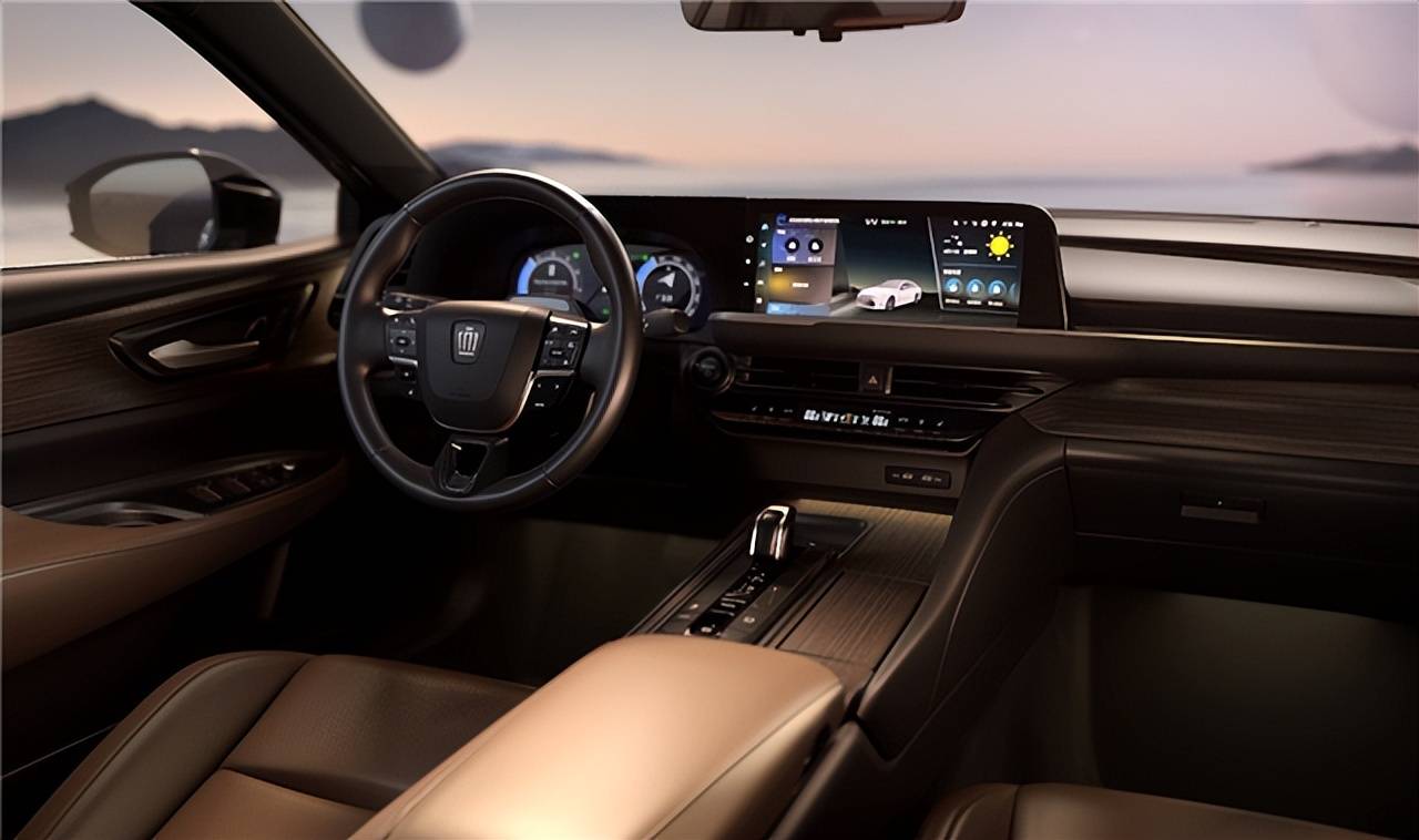 30萬元買奔馳寶馬,還是原裝進(jìn)口皇冠?