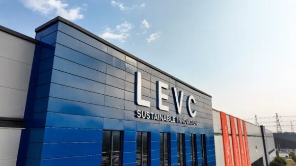 全新一代寶馬X3即將發(fā)布,新款問界M7內(nèi)飾曝光