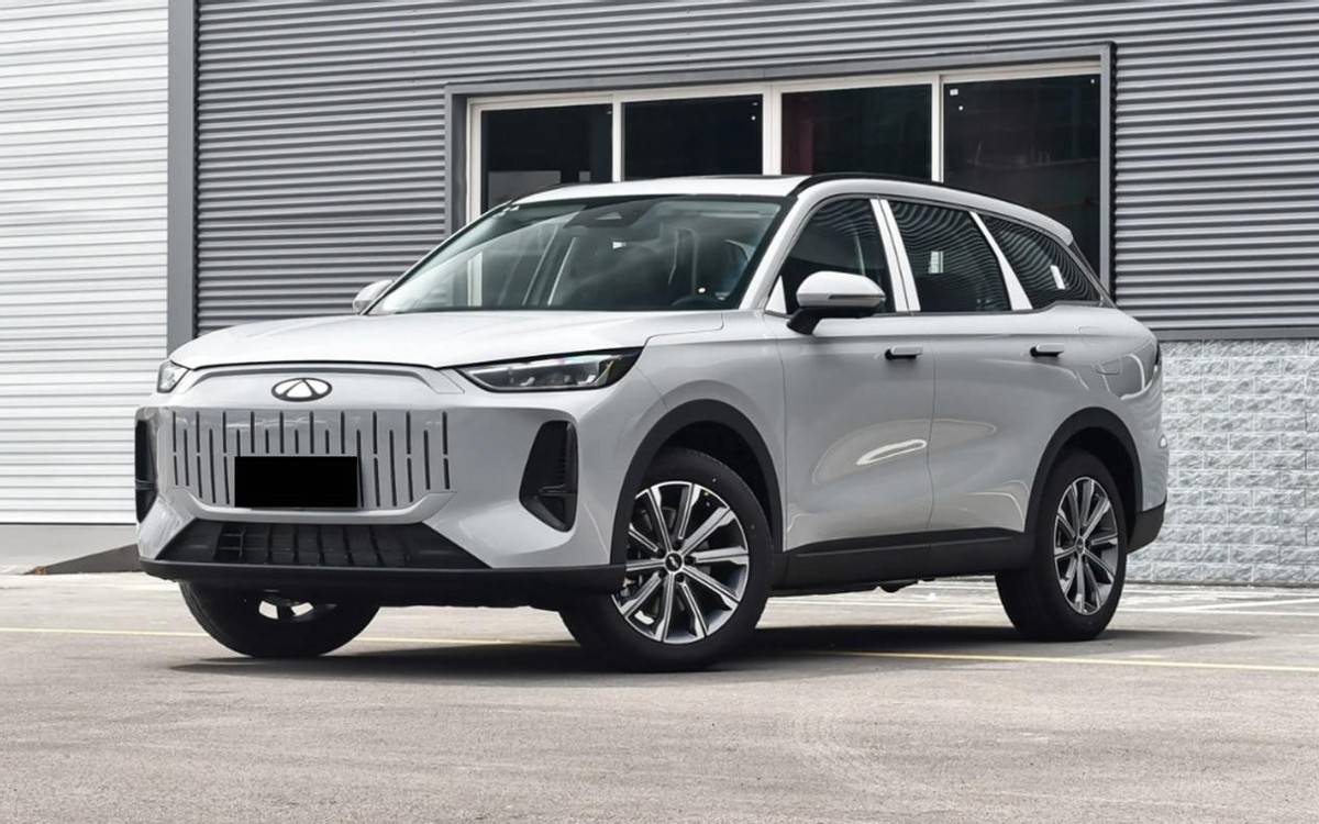 綜合續航超1800km、能加92號汽油!奇瑞風云T9開賣,12.99萬起售