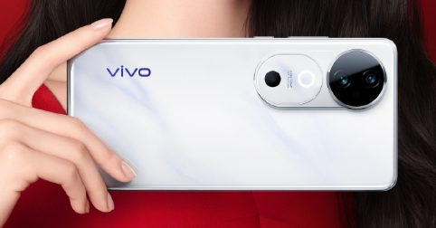 vivo S19系列官宣:“影棚級變焦柔光環”、自研人像算法