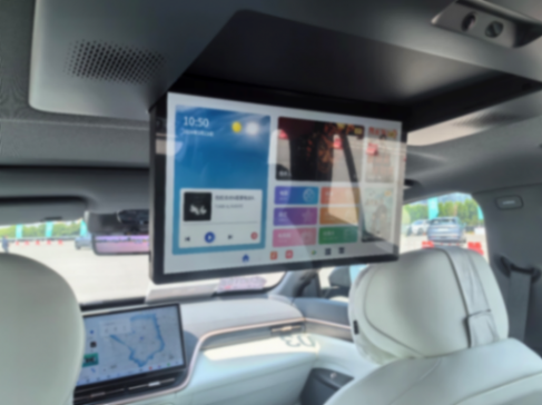 試駕東風奕派eπ008,20萬出頭冰箱彩電大沙發(fā)都有了!