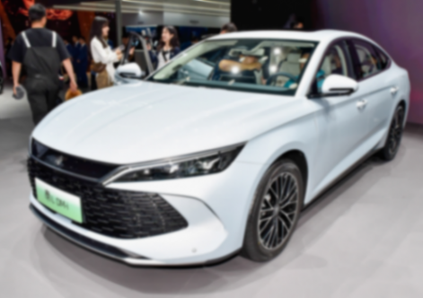 9.98萬起價格有殺傷力,中型空間,五代插混,宣傳數(shù)據(jù)理性看待