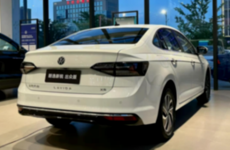 起步不到8萬還免稅,入門6AT變速箱,上汽大眾朗逸新銳值不值?