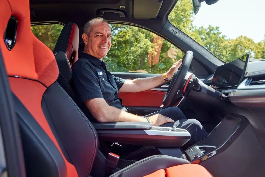 M高層:內(nèi)燃機以后不一定燒汽油,四電機也不稀罕“原地掉頭”