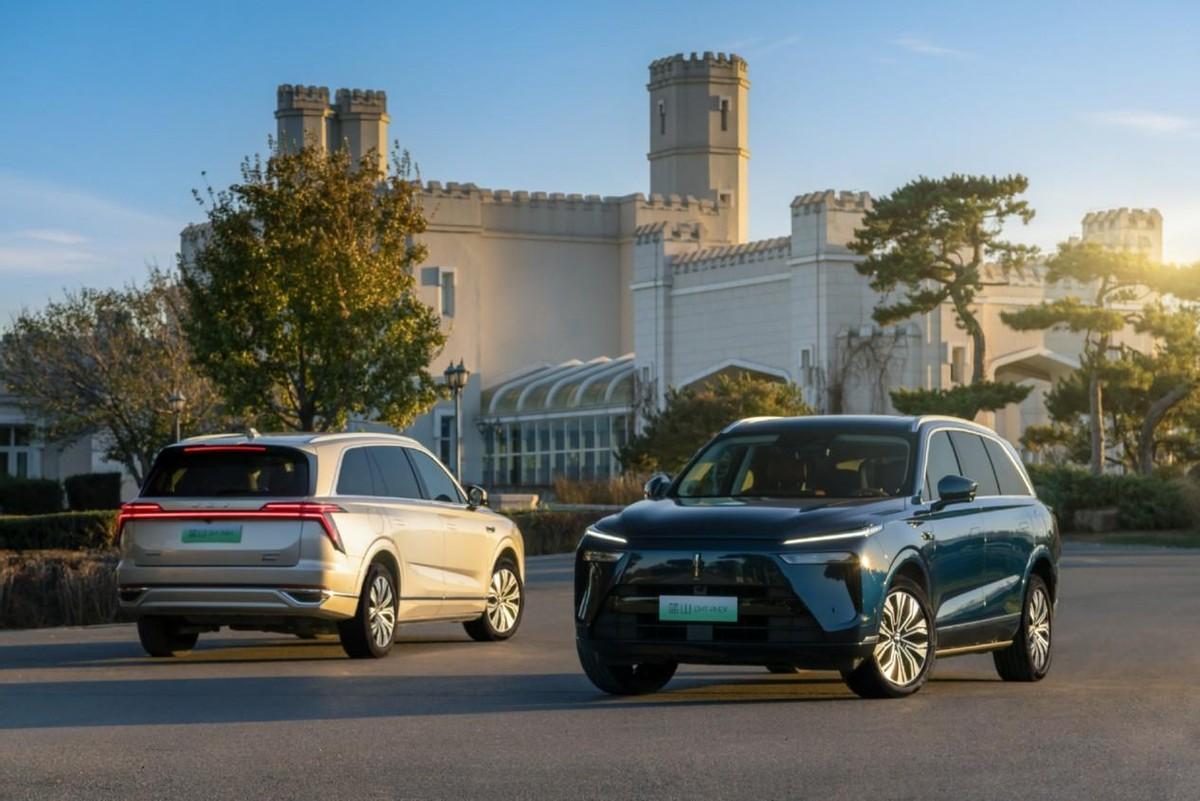 大六座SUV繼續卷,質價比看魏牌藍山