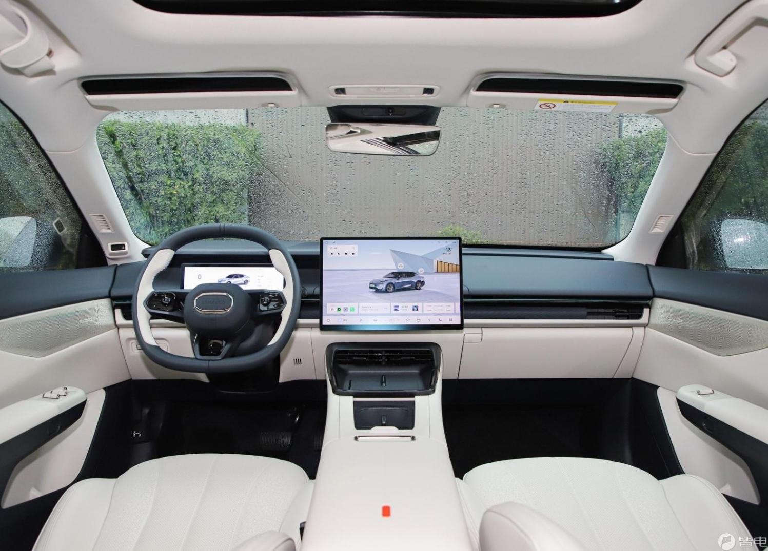 用時31天 領(lǐng)克07 EM-P第10000臺正式量產(chǎn)下線