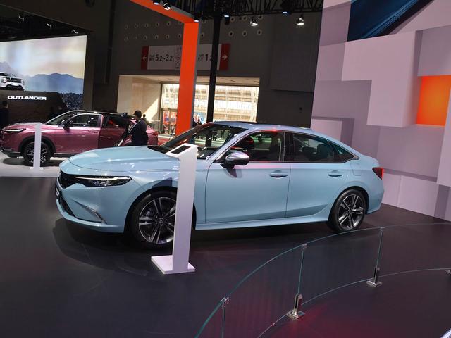 8萬！廣本版“思域”，顏值不輸A4L，誰還買比亞迪秦-有駕