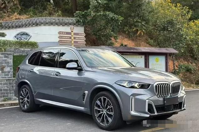 寶馬X5便宜了,3.0T+381馬力版本僅售52.68萬起-有駕 寶馬X5便宜了,3.0T+381馬力版本僅售52.68萬起-有駕