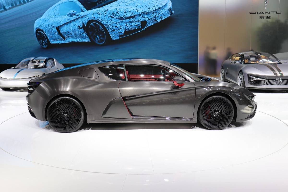 年輕人首購(gòu)新能源車,如何避“絕版”雷區(qū)?