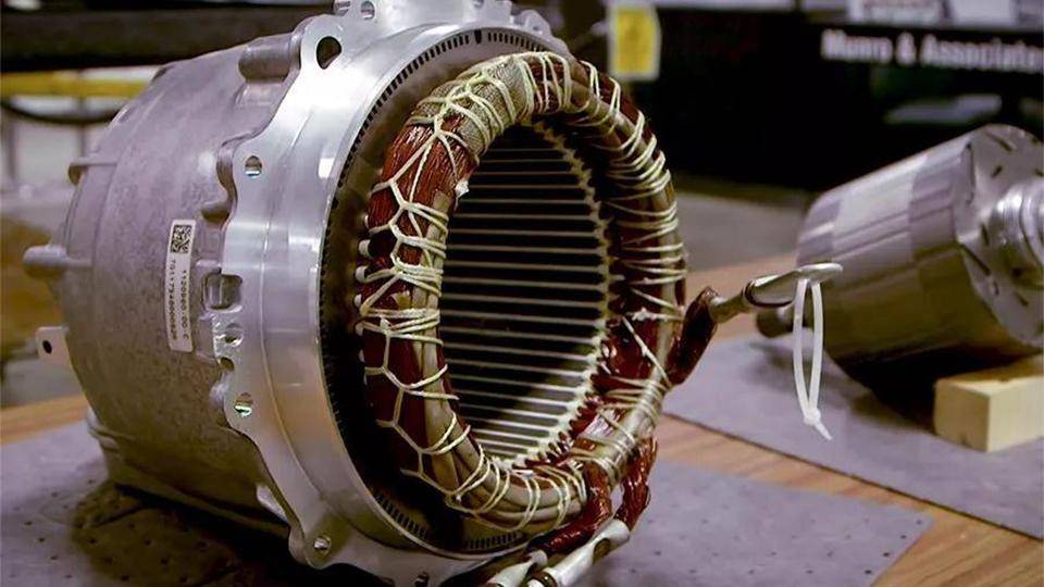 新電機不止580kW?換新電池續航漲500km,比亞迪漢L不超25萬?