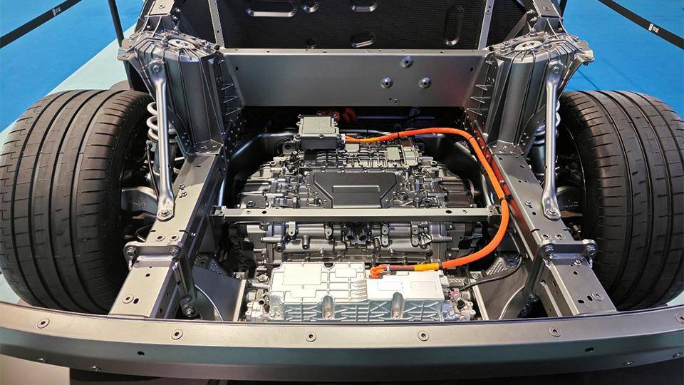 新電機不止580kW?換新電池續航漲500km,比亞迪漢L不超25萬?