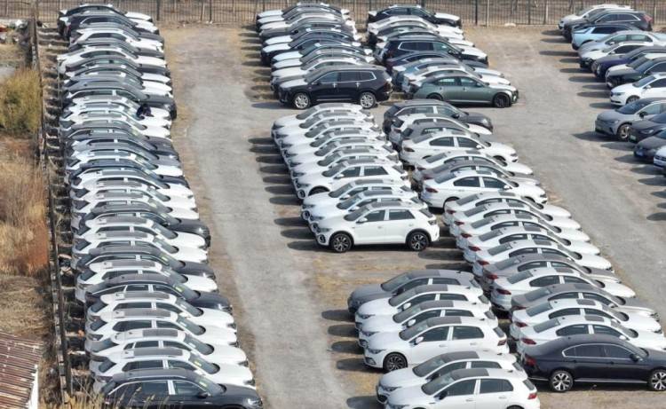 車企都在瘋狂降價(jià),最高幅度18萬多,當(dāng)下是買車的好時(shí)機(jī)嗎?