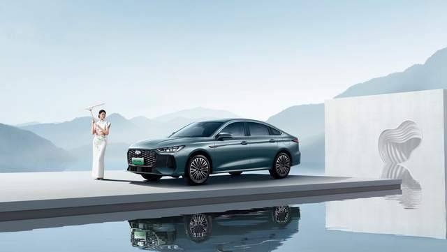 奇心攜力向未來“共赴·新奇夜”2025奇家宴盛大開席