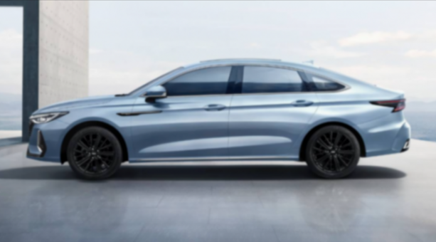 10萬級家轎銷冠有多強(qiáng)?搭載2.0T+8AT動力總成,配備L2.5級智駕!