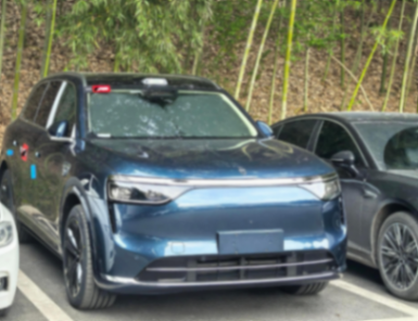 M8只是前菜?2025年鴻蒙智行有五款新車,一個(gè)比一個(gè)神秘