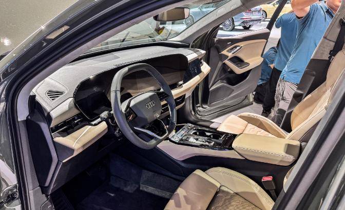 奧迪2025重磅新車規劃:A4L、Q5L換代,PPE平臺即將國產!