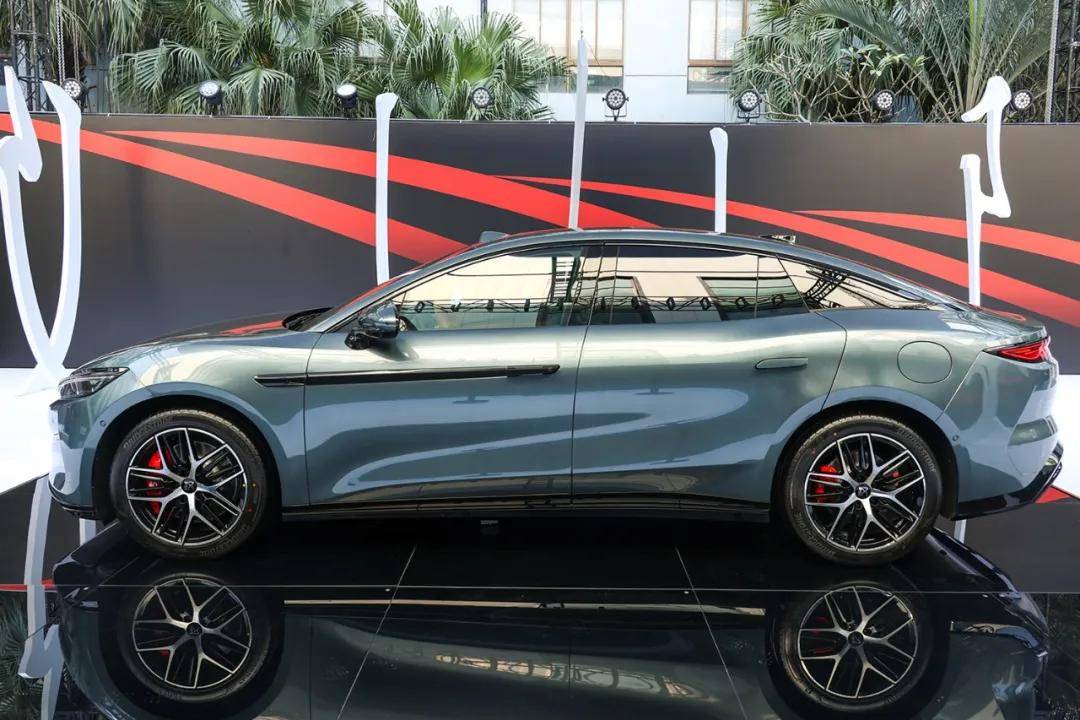 以設計承載文化 比亞迪漢L/唐L能否掀起世界浪潮?