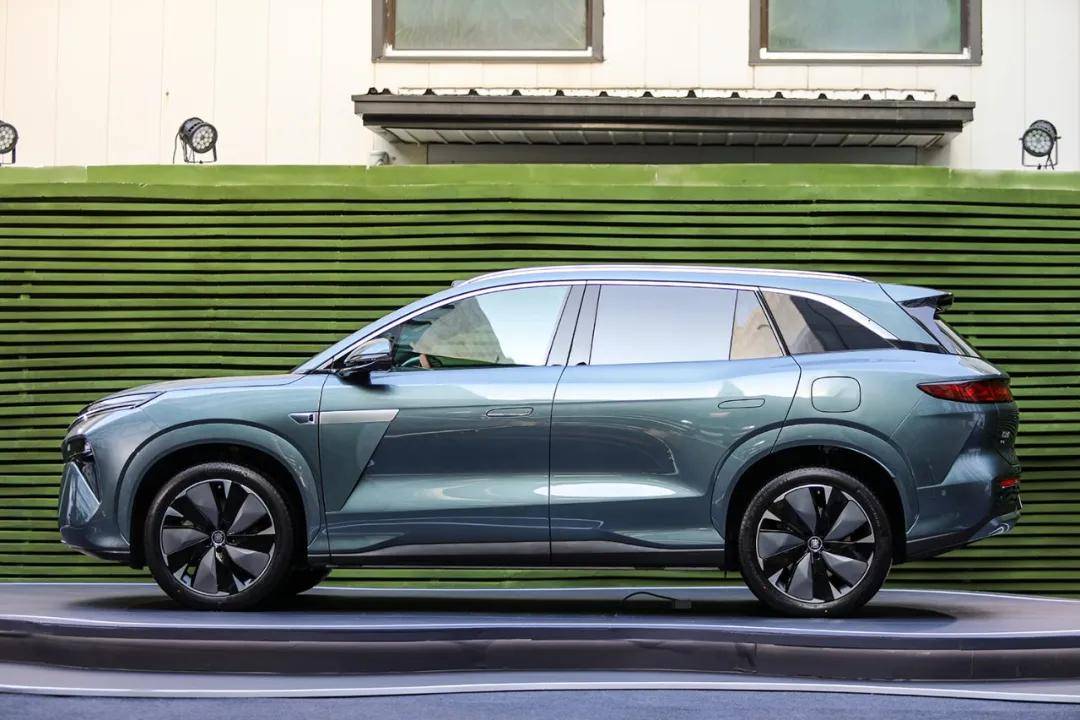 以設計承載文化 比亞迪漢L/唐L能否掀起世界浪潮?